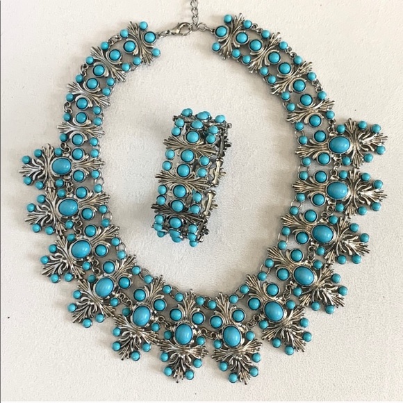 NWOT Turquoise Statement NECKLACE & BRACELET Set - Picture 10 of 10